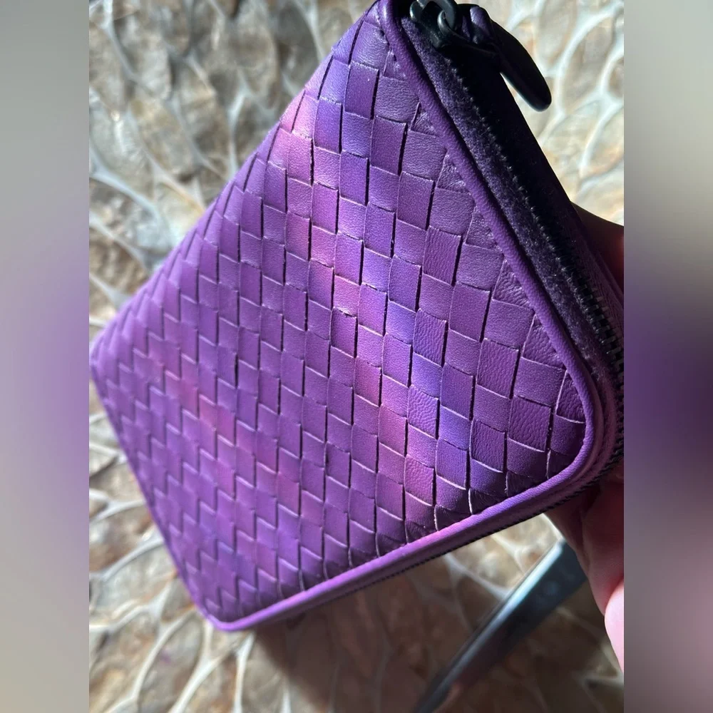 Bottega Veneta NWT Nappa Intrecciato Zip Around Wallet Aubergine - Picture 3 of 8